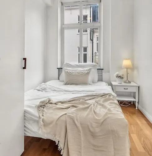 Appartamento Expansive Charm: Cozy 150sqm Retreat In