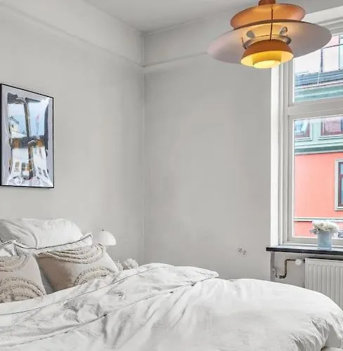 Appartamento Expansive Charm: Cozy 150sqm Retreat In